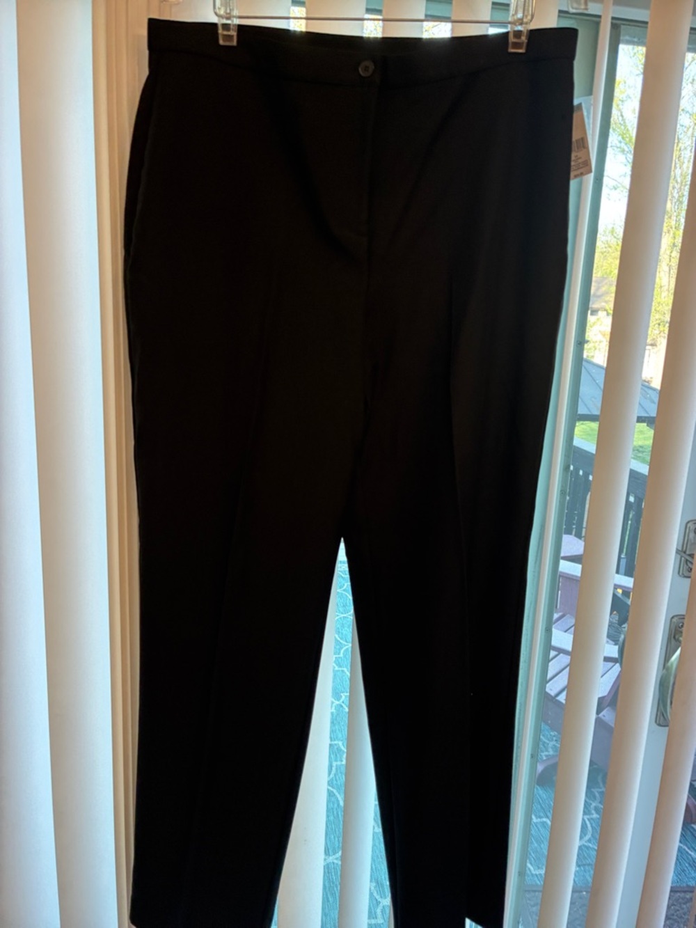 Jaclyn Smith Women’s  trousers NWT.